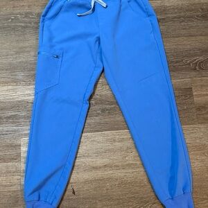 Women’s figs Zamora joggers size small ceil blue